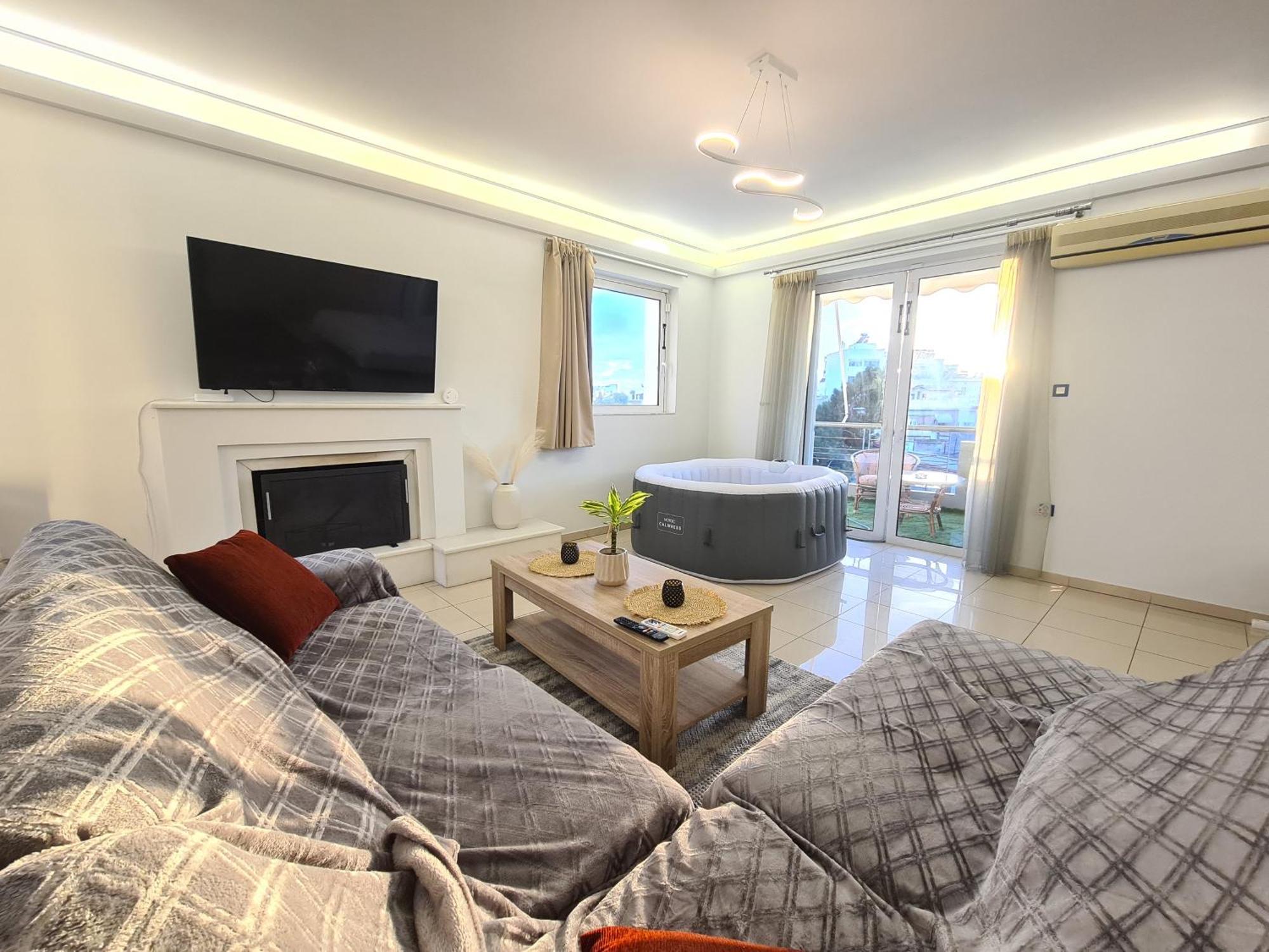 Sunny Home Private Jacuzzi Hydromassage Acropolis & Lycabettus Far View Parking 300M Metro Peristeri Atény Exteriér fotografie