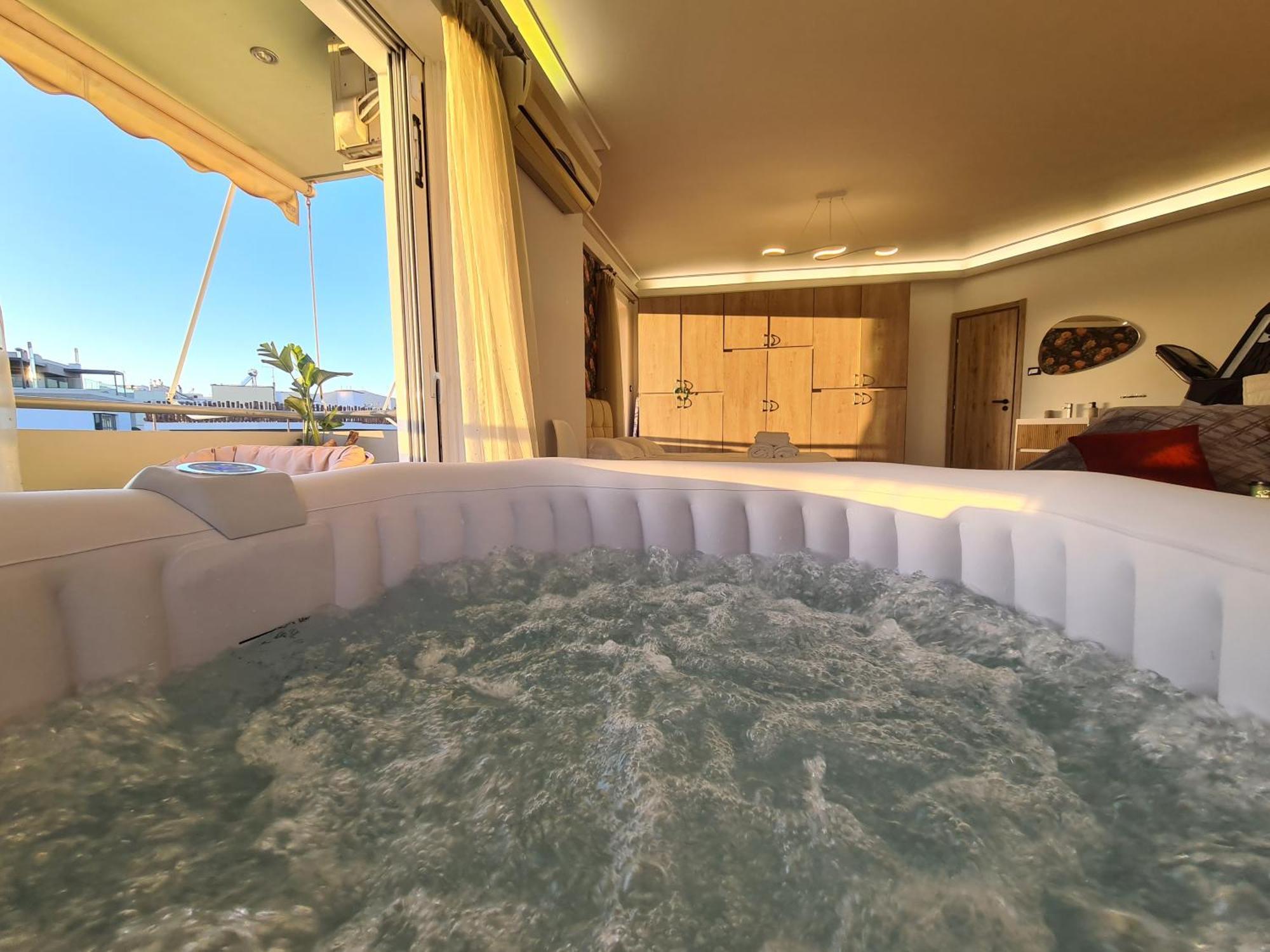 Sunny Home Private Jacuzzi Hydromassage Acropolis & Lycabettus Far View Parking 300M Metro Peristeri Atény Exteriér fotografie