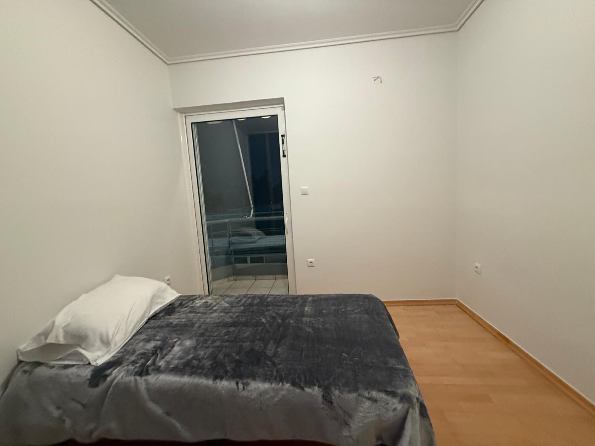 Sunny Home Private Jacuzzi Hydromassage Acropolis & Lycabettus Far View Parking 300M Metro Peristeri Atény Pokoj fotografie